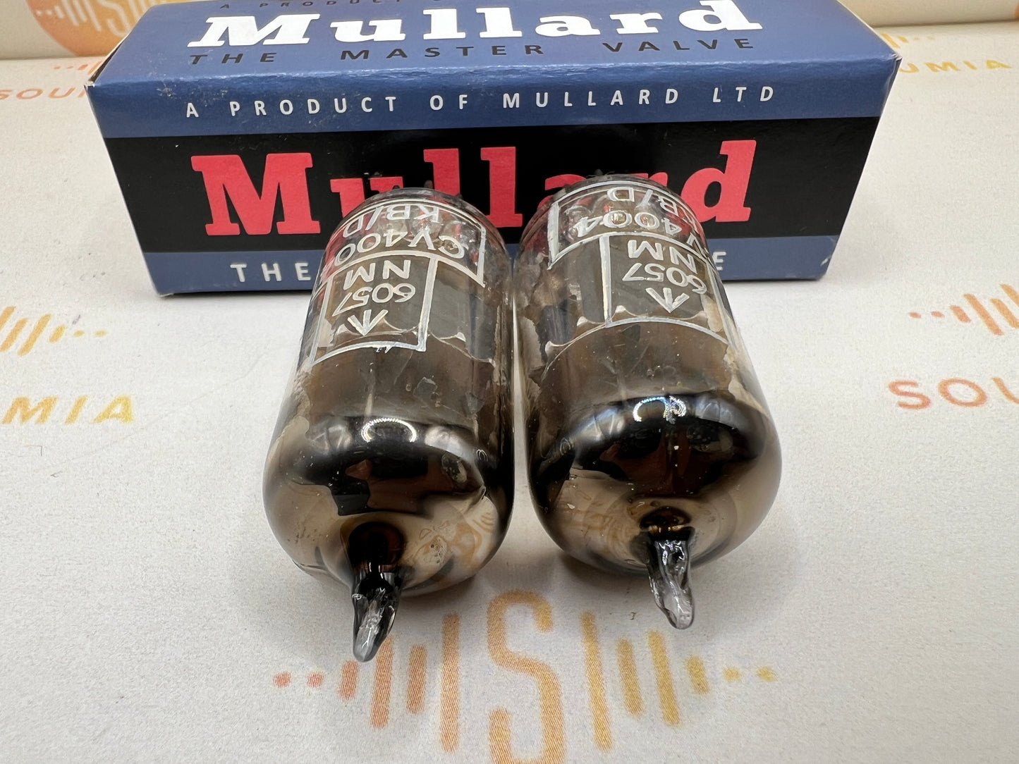 Mullard CV4004 Box Plates (Mitcham, GB)