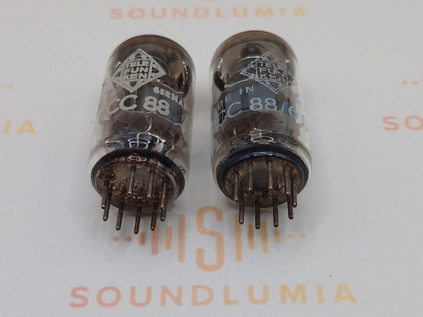 2x Telefunken ECC88 6DJ8 - ◇ Bottom - Berlin 1962/63 - Strong