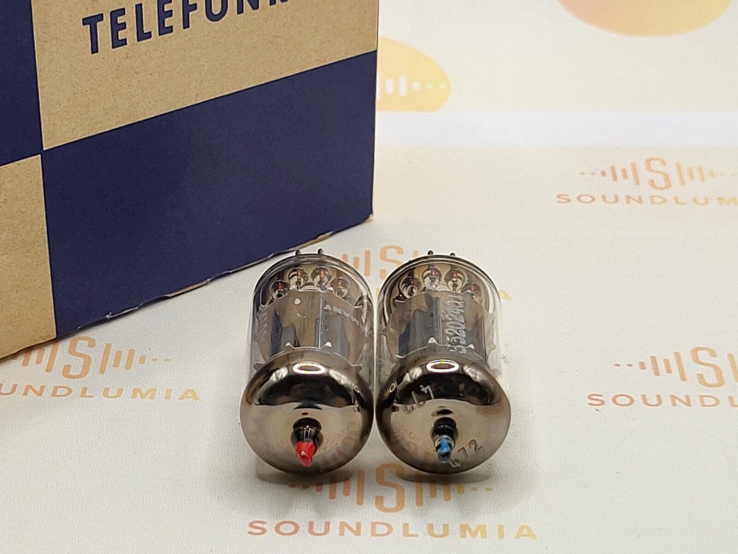 2x Telefunken ECC83 12AX7 Select Tubes  Long Ribbed Plates ◇ Base - Berlin 1962