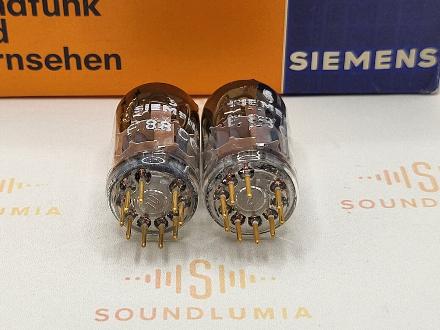 Siemens E88CC = 6922 Silver Shield Matched Pair - Munich '69 (A4 9C/9K) - NOS