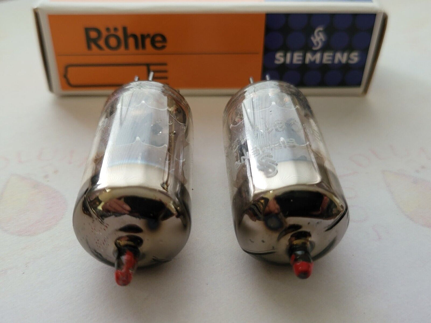 2x Siemens ECC81 12AT7 Select Tubes w/ Red Tip - VF1 ‡3K/‡4J - Munich