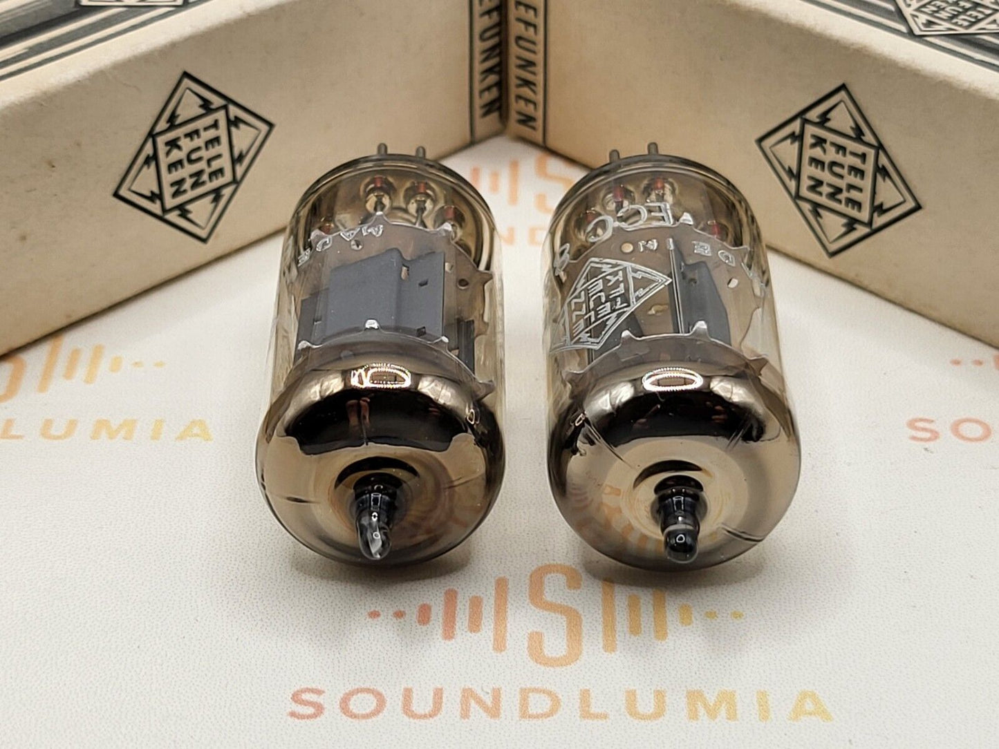 Telefunken ECC83 12AX7 17mm Smooth Plates Matched Pair ◇ - Berlin '69 - Strong