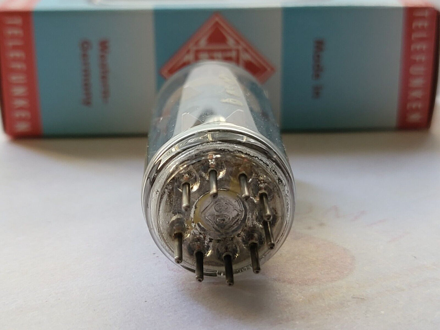 1x Telefunken EF804s  ◇ on Bottom - Berlin 1955 - NOS