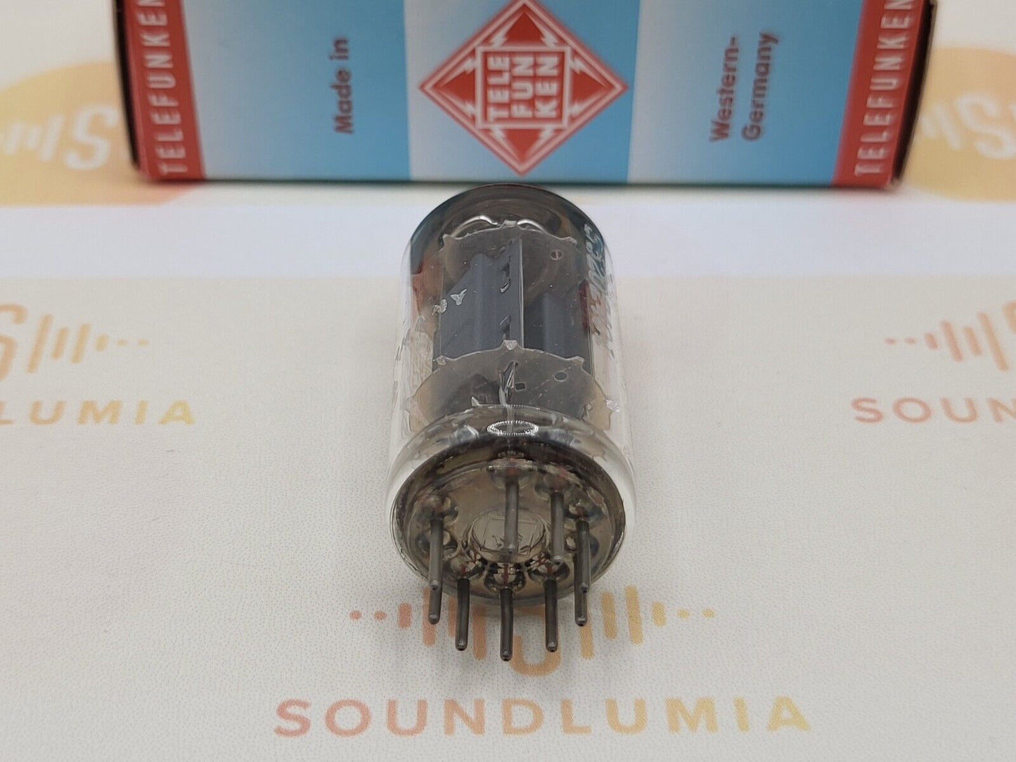 1x Telefunken ECC83 12AX7 Blue Tip 17mm Long Ribbed Plates ◇ Base - Berlin 1962