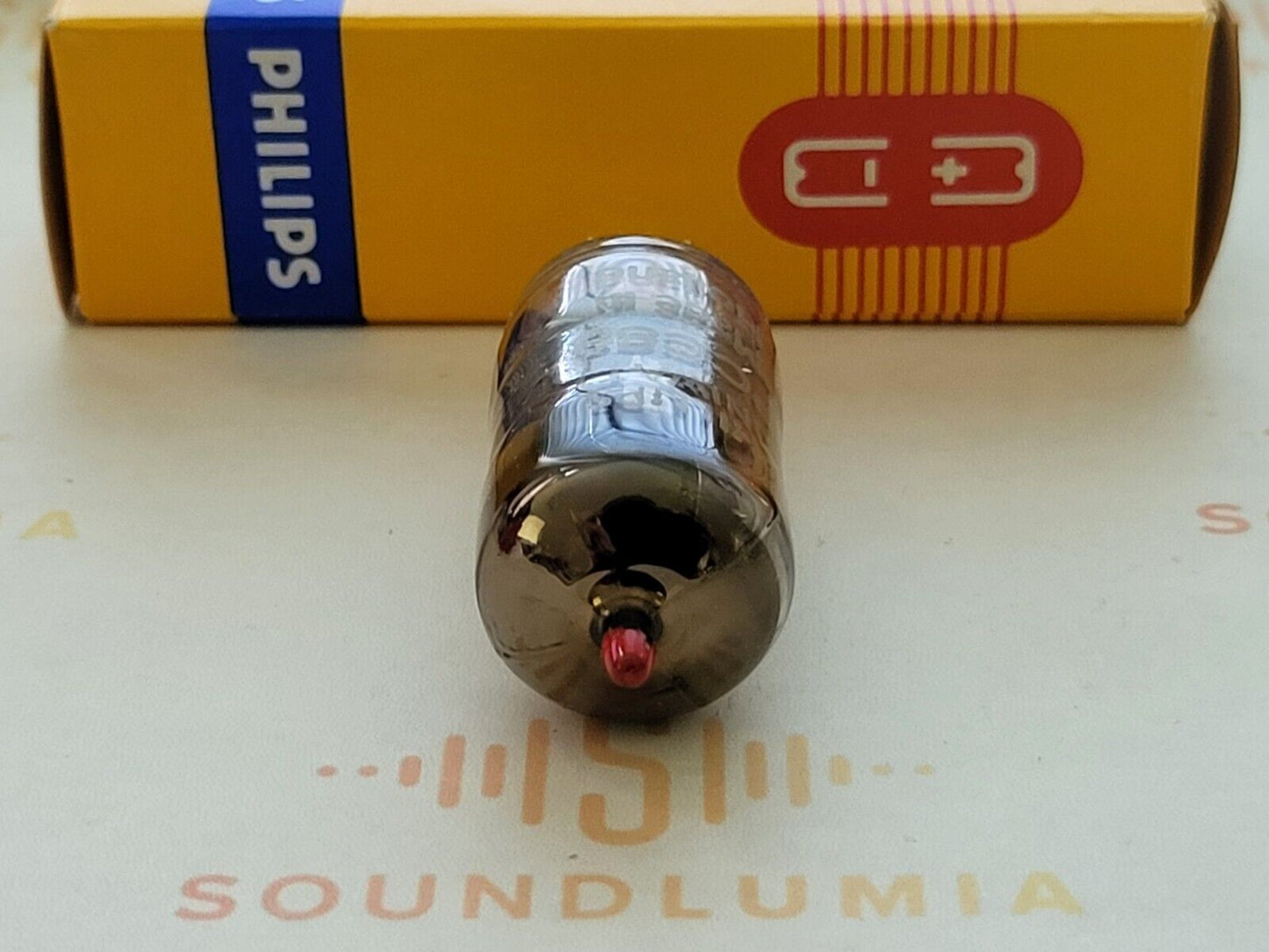 1x Philips Miniwatt PCC88 7DJ8 D-getter Pinched Waist Red Tip - Heerlen, NL '57