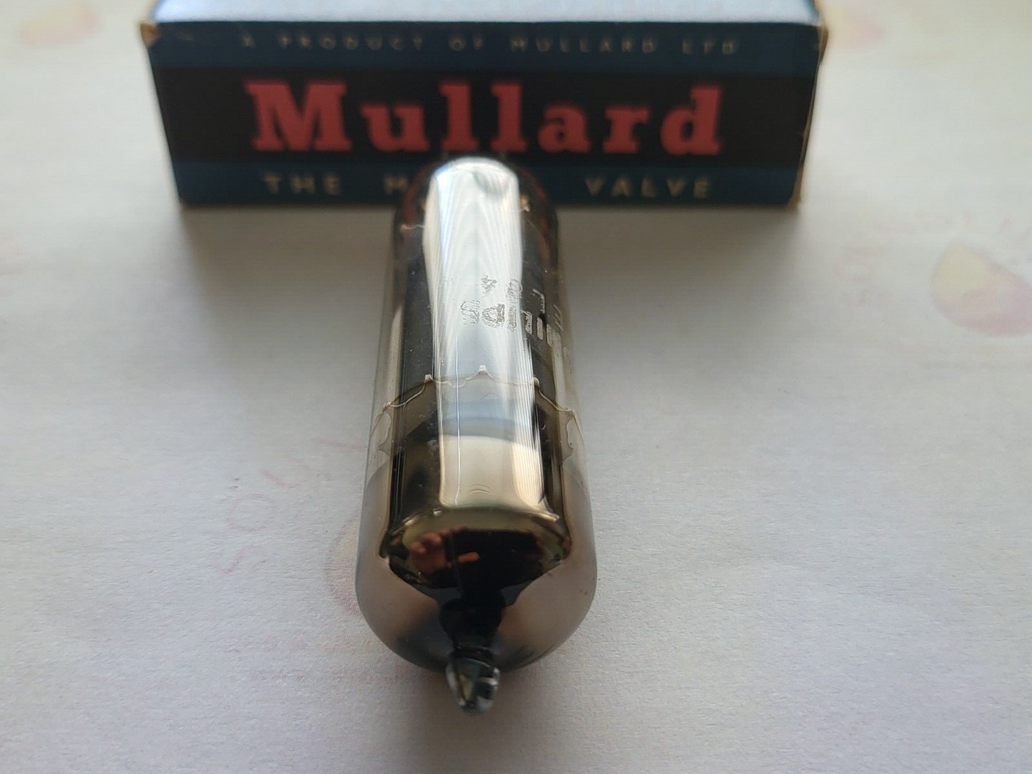 1x Mullard EL84 6BQ5 - Philips Label - Blackburn 1961 rX1 - NOS