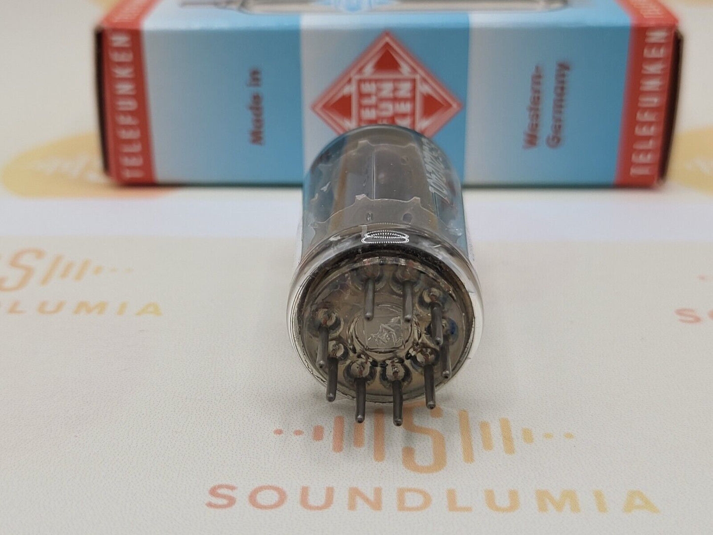 1x Telefunken ECC83 12AX7 Blue Tip 17mm Long Ribbed Plates ◇ Base - Berlin 1962