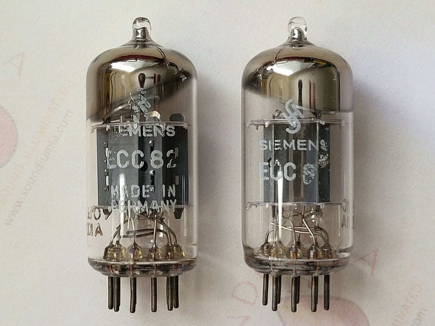 Valvo ECC82 12AU7 Matched Pair 30° Getter - Siemens Logo - Hamburg 1961 Gf0 -NOS