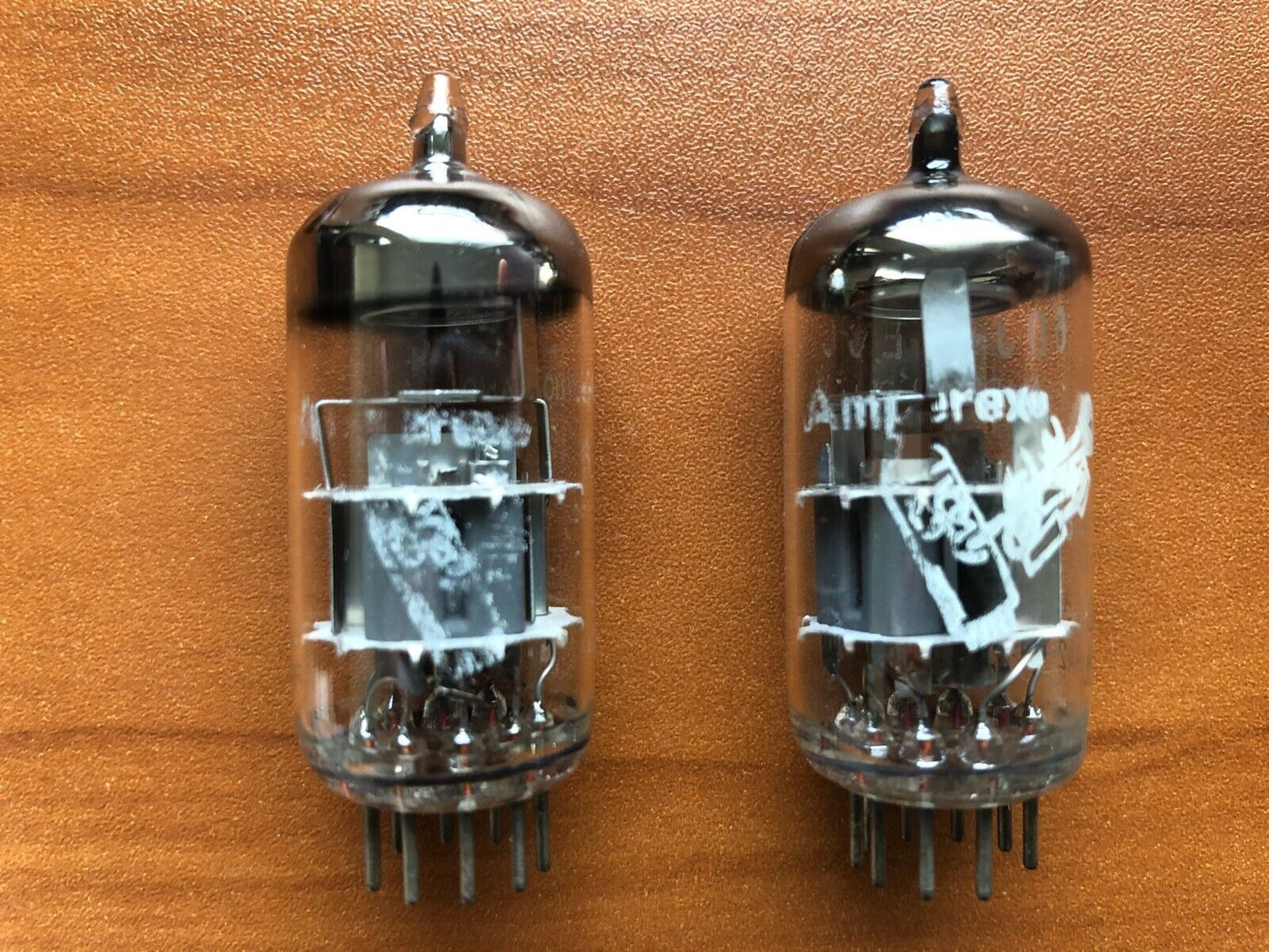 Amperex 6DJ8 ECC88 Bugle Boy Preamp Tubes Matched Pair - Holland 1965/66 - NOS