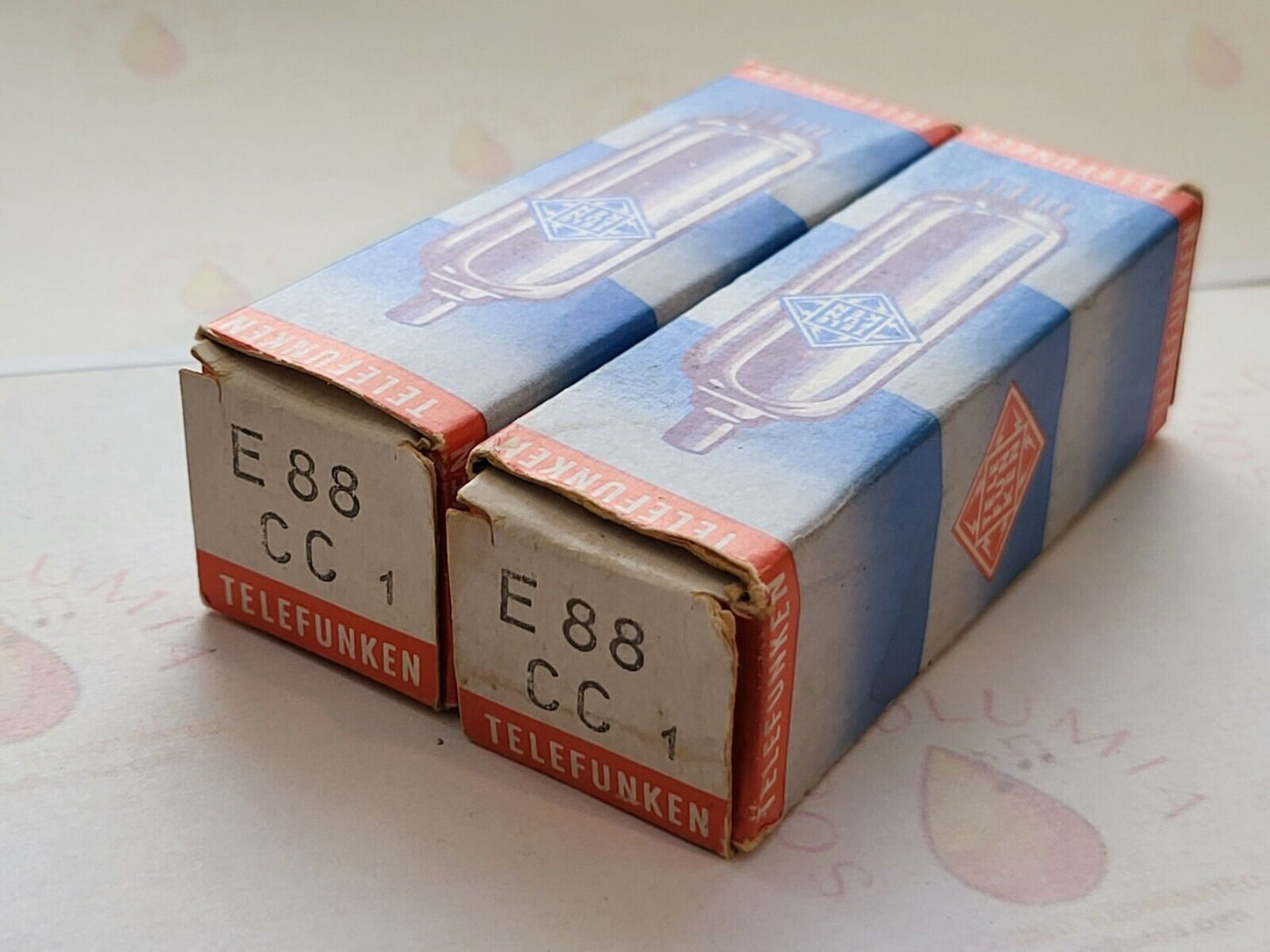 Telefunken E88CC Matched Pair in Original Boxes ◇ Base -Ulm 1969 Same Code - NOS