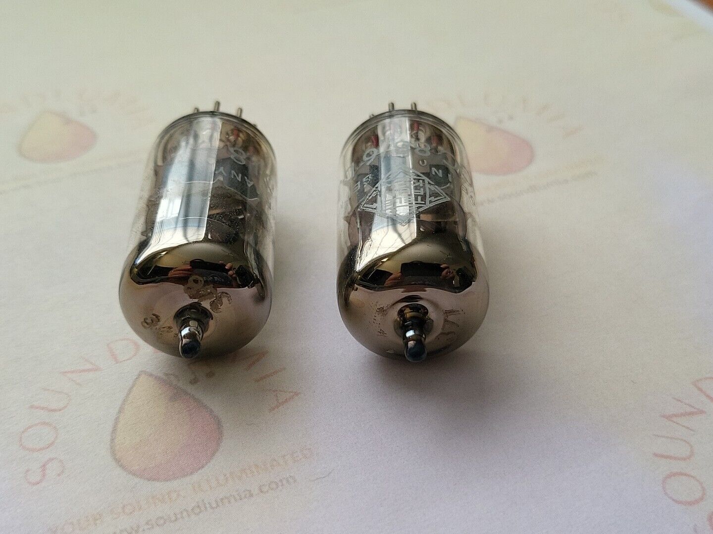 Telefunken ECC88 6DJ8 Tubes Matched Pair - Berlin 1969 - Same date code - NOS