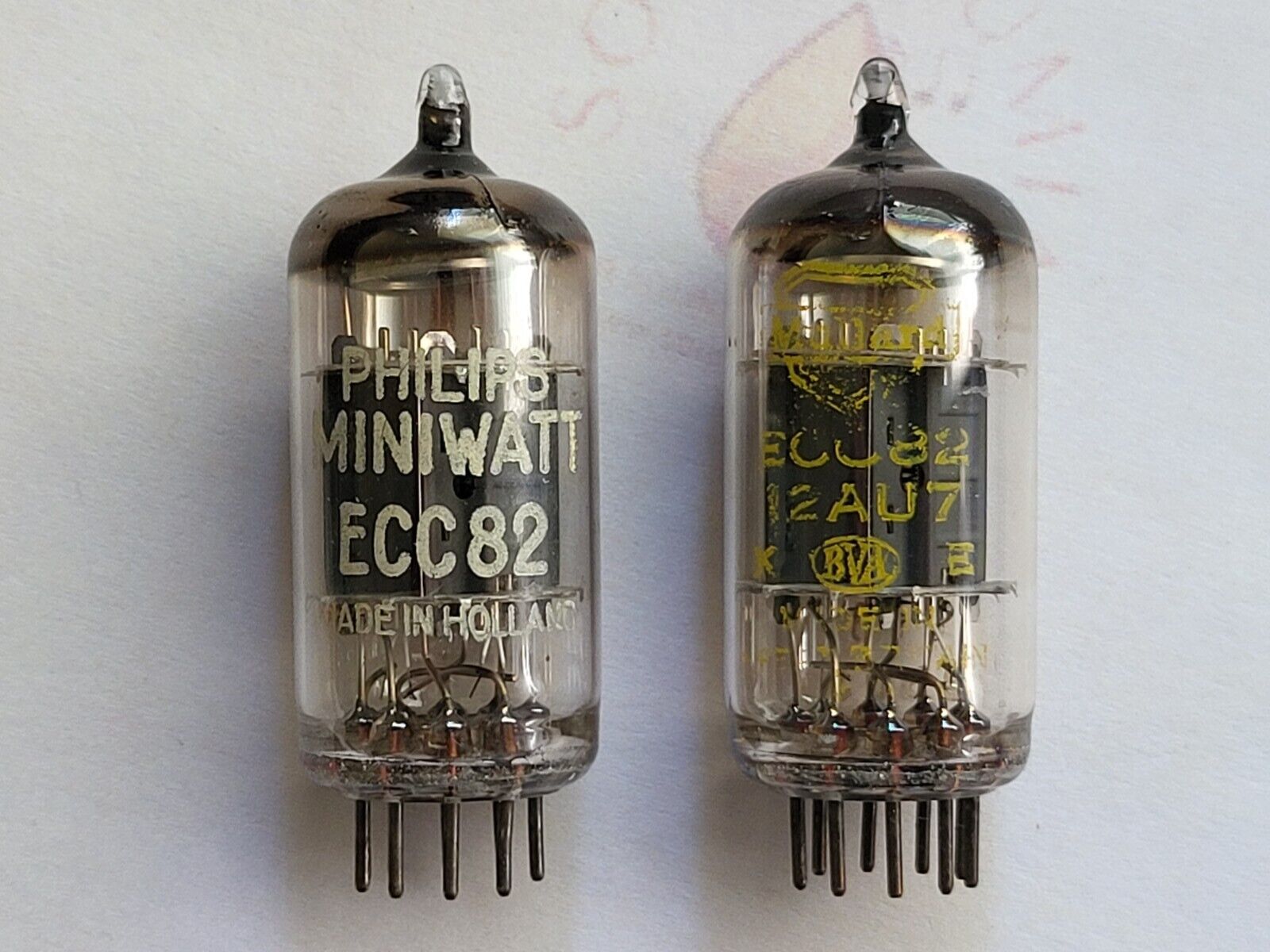 Mullard 12AU7 ECC82 Matched Pair - Philips/Yellow Print - Blackburn 1962/63  Gf1 | Soundlumia